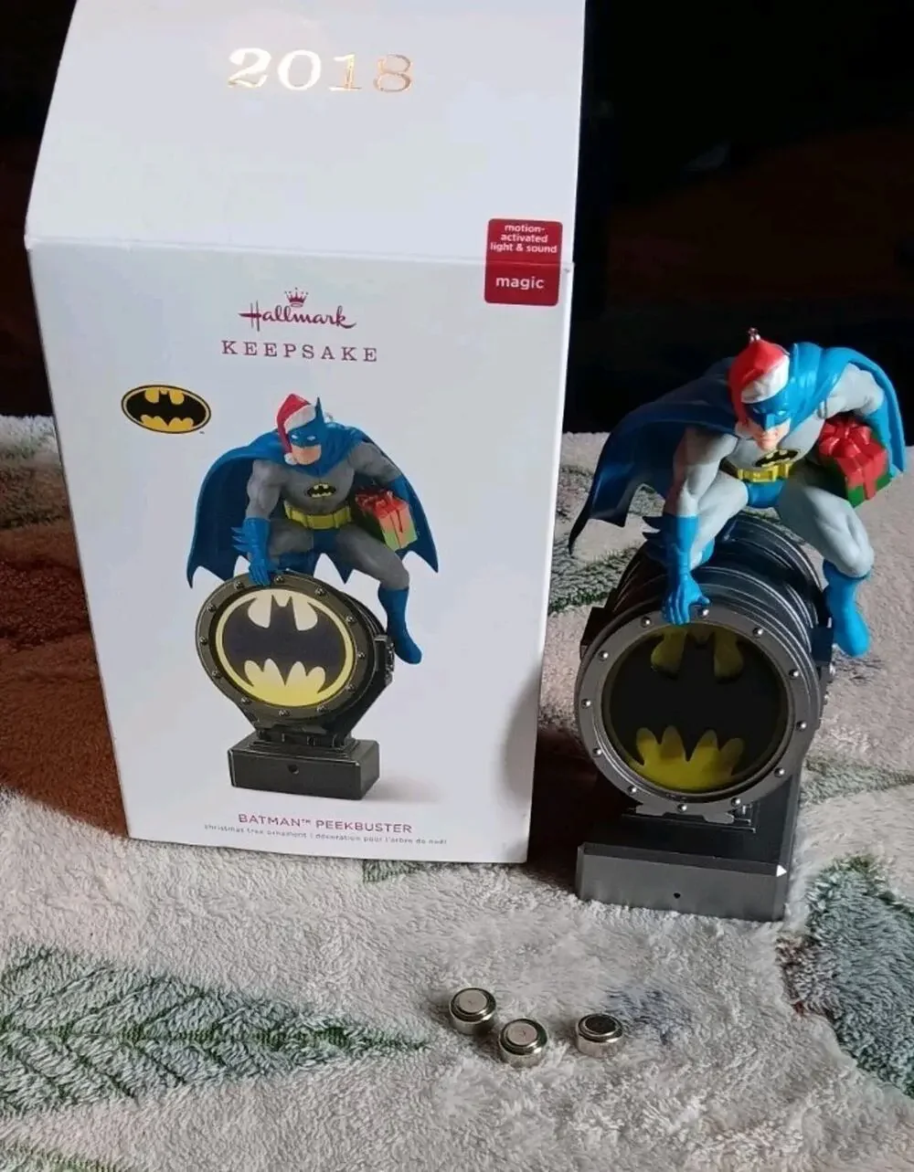 Hallmark Keepsake 2018 Batman Peekbuster Christmas Ornament DC Works Perfectly